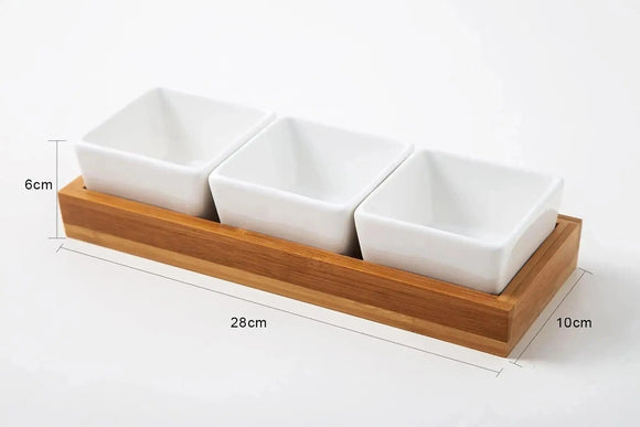 Utile 4 pc Ceramic Bowls and wood base Utile