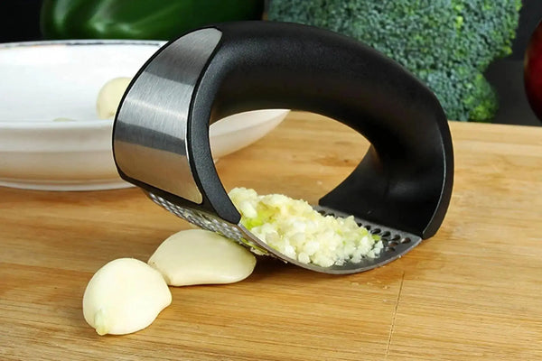 Utile Garlic Press Utile